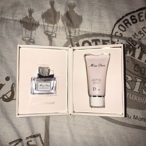 Miss Dior Blooming Bouquet